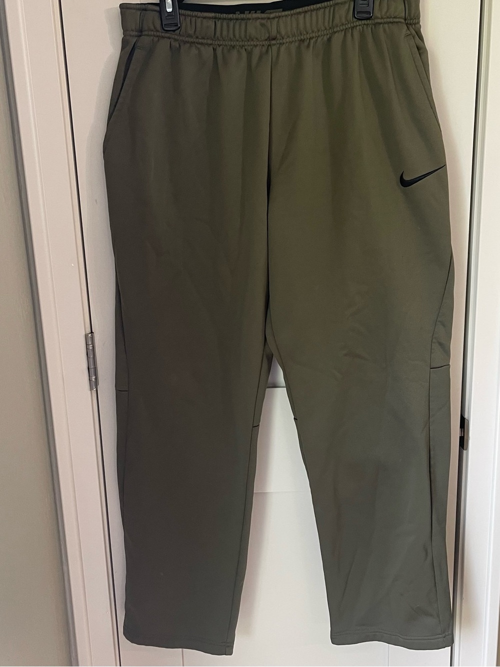 Nike Totality Men's Dri-FIT Open Hem Versatile Pants Olive Green Size XL